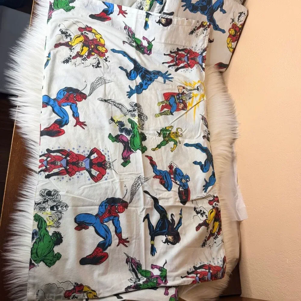 Pottery Barn Kids Marvel Comics Avengers Full Sheet Set-Flat Fitted 2 Pillowcase